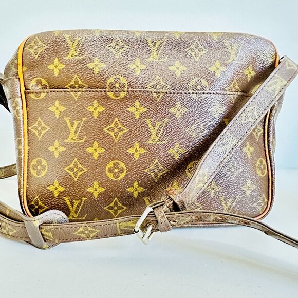AUTHENTIC LOUIS VUITTON MONOGRAM CANVAS NILE MESSENGER BAG VINTAGE - Picture 5 of 16